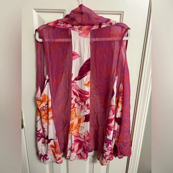 Soft Surroundings Acadia Flutter Vest Sheer Panel Floral Vest Pink Large - Picture 4 of 4